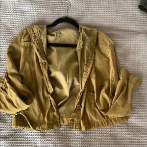 Cropped army green jacket